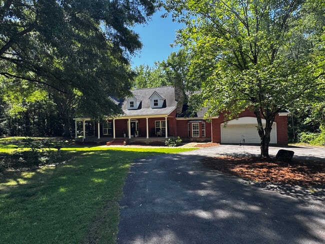 Photo - Room in House on Tyson Rd