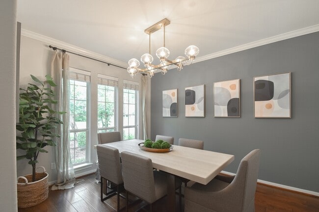 Photo - 7 E Shale Creek Cir