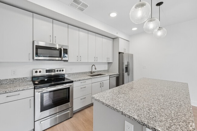 2BR, 2BA - 1,609SF - Kitchen