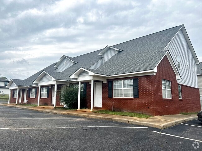 Building Photo - 3 BR 3 bath Condo in Troy