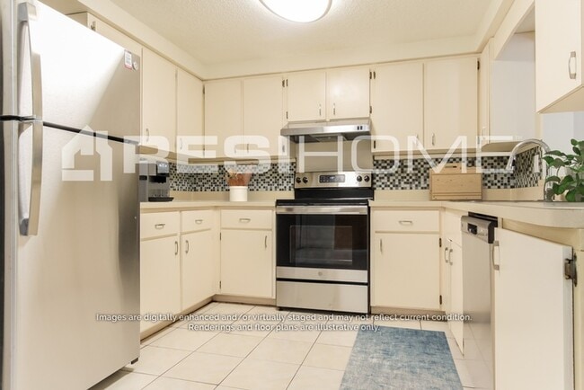 Photo - 4048 Linwood St