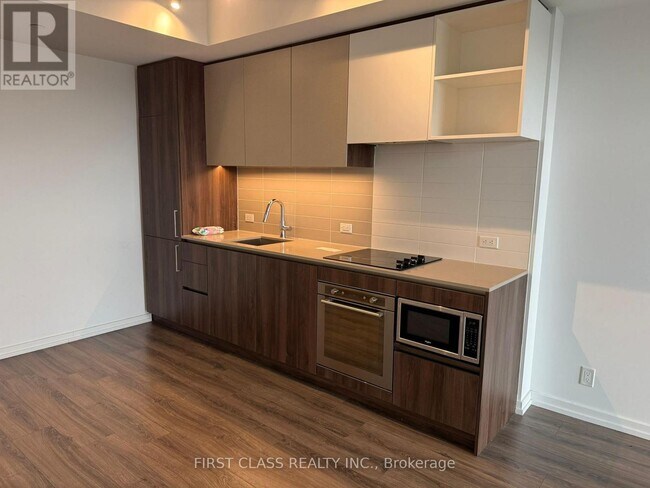 Photo - 1000 Portage Pkwy Unit 1501