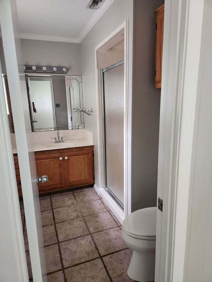 Photo - 8174 FM 1402