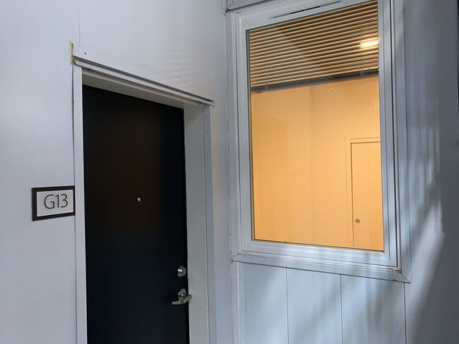 Photo - Modern One-Bedroom in the Heart of Wallingford!!! Unit G13