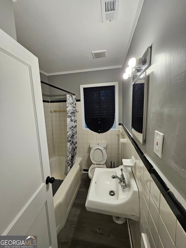 Photo - 521 Meriwether St