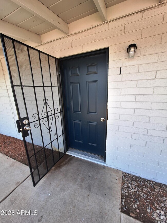 Building Photo - 1317 N 48th Pl Unit 1 Rental