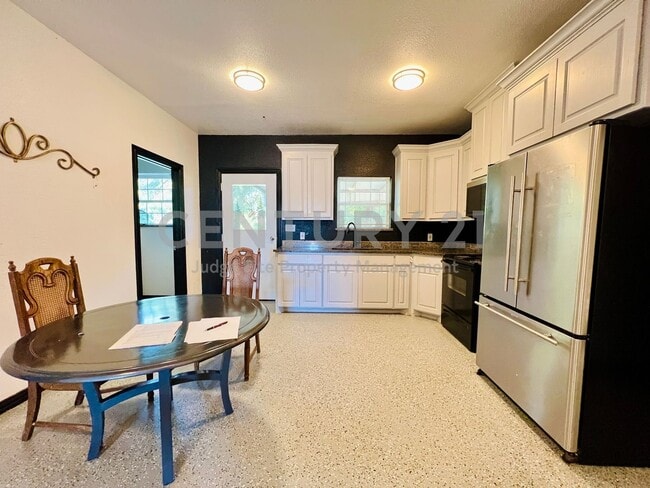Photo - Unique 5/2 with 4 Car Carport in Azle For ...