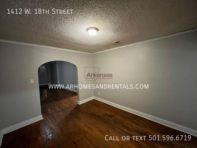 Photo - 1412 W 18th St