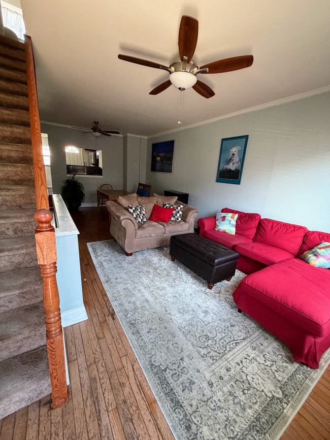 Photo - 137 Moore St