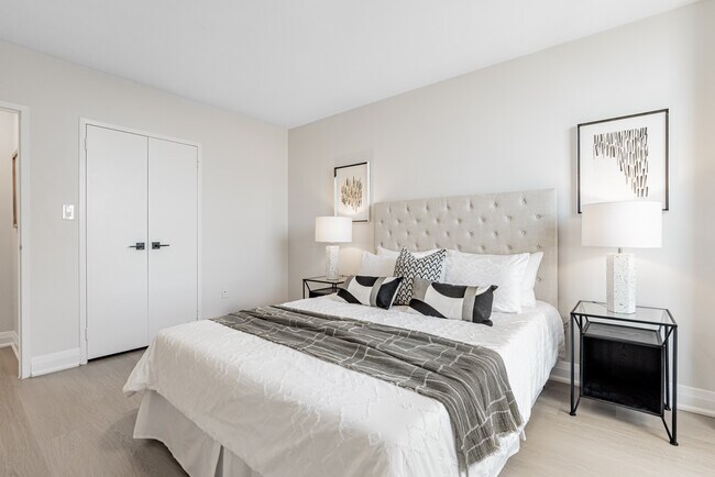 Photo - Rosebury Square