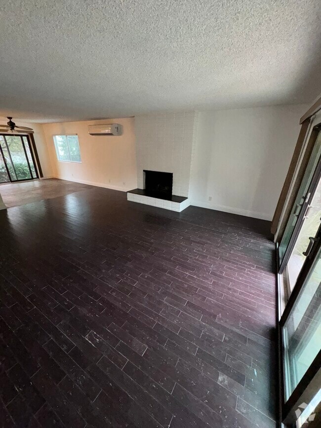 Building Photo - 4404 Don Miguel Dr Rental