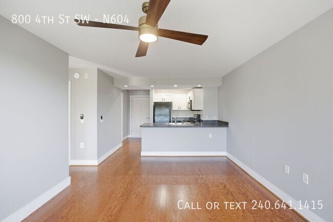 Photo - 800 4th St SW