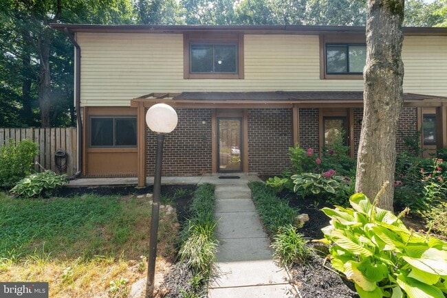 Building Photo - 10657 Spring Oak Ct Rental