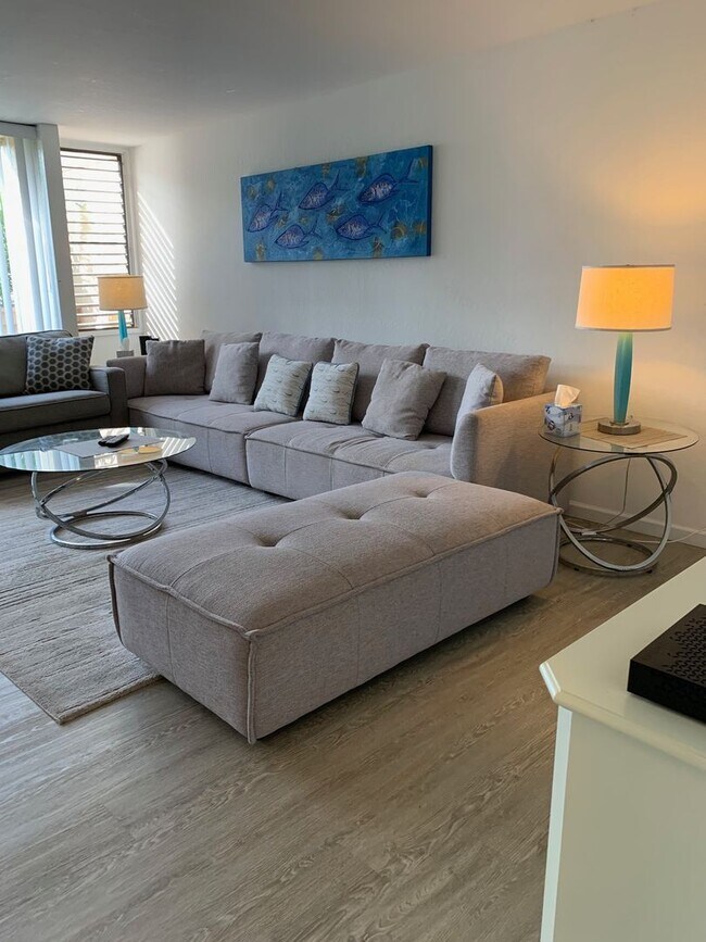 Two Bedroom Makaha Valley Plantation Condo Unit 185A Condo for Rent