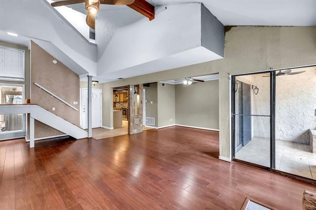 Photo - 26 Oakbrook Dr