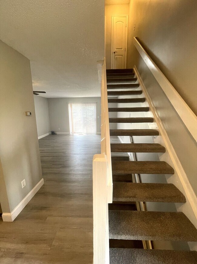 1797 Bennigan Dr Townhome Townhome Rental in Hilliard OH