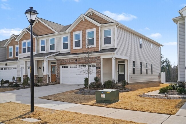 Building Photo - 8109 Overmeadow Ln