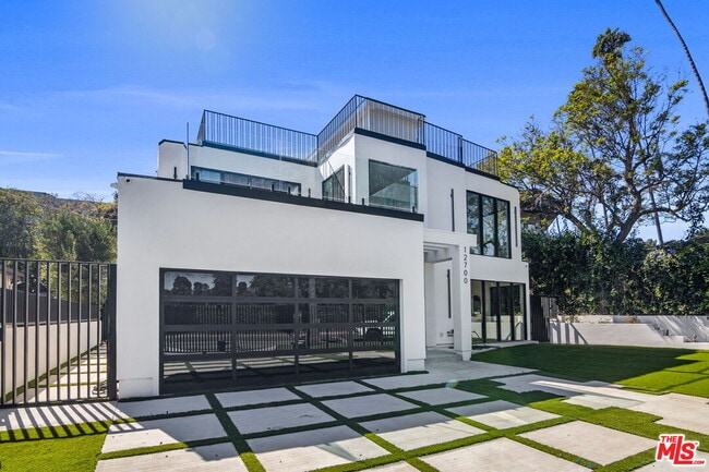 Photo - 12700 Montana Ave