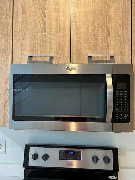 Photo - 440 NE 35th Ct