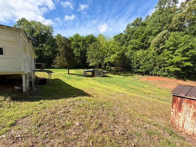 Photo - Hamptonville - HWY 901 - 3 Bedroom/ 1 Bathroom