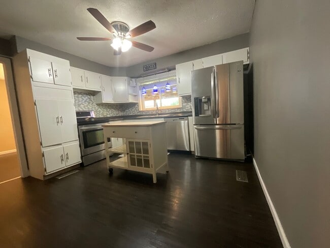 Photo - 3 bedroom/2 bath brick home in W. Morristown.