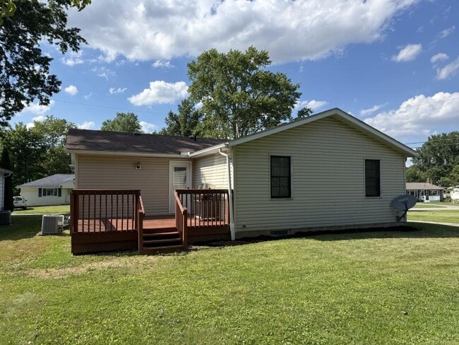 Photo - 132 Villard St