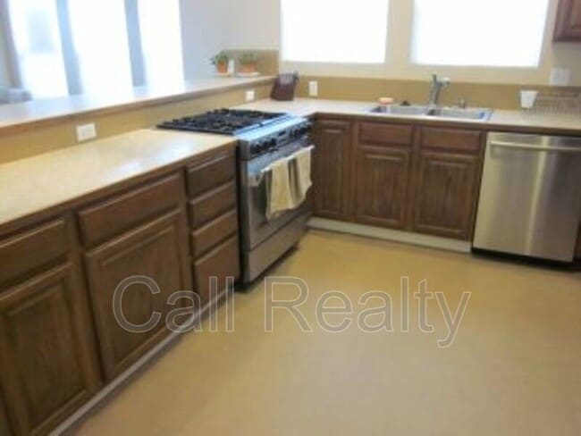 Photo - 1605 W 13th Ave