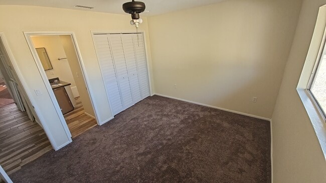 Photo - 690 Montebello Pl