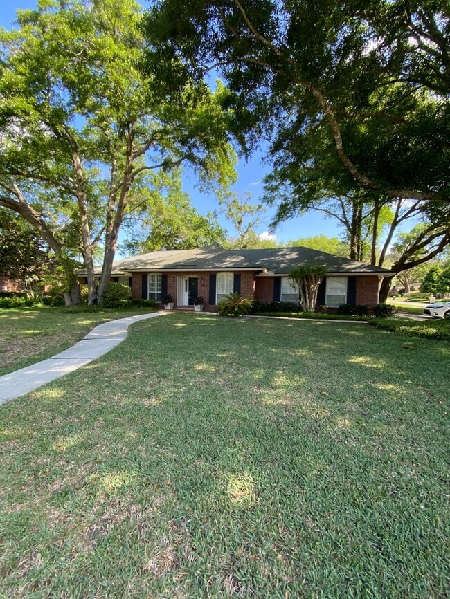 Photo - 1884 Plantation Oaks Dr Casa