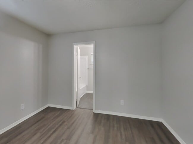 Photo - 4227 Burkegate Dr