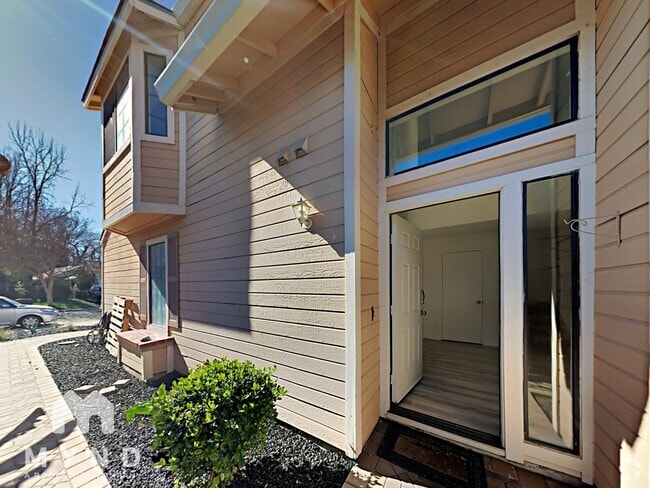Building Photo - 2276 Sandcastle Way Rental