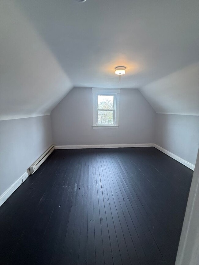 Photo - 15718 Holmes Ave Unit up