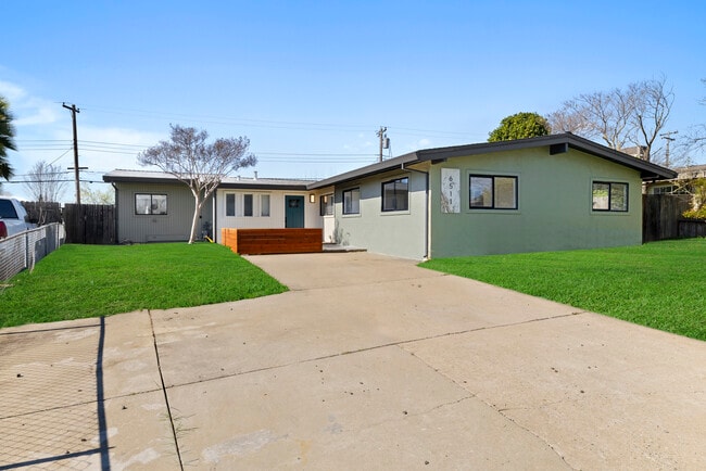 Building Photo - 6511 Brock Dr Unit Big Brock