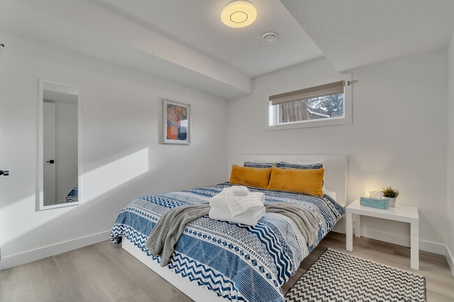 Photo - 3909-3912 12 Ave NW Unit SI FL1-ID1564620P