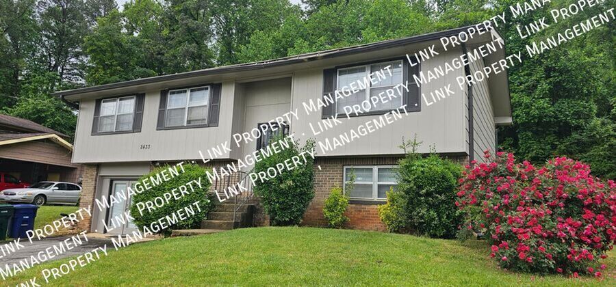 Photo - Don't miss this Large 3 or 4 bedroom 2 ful...
