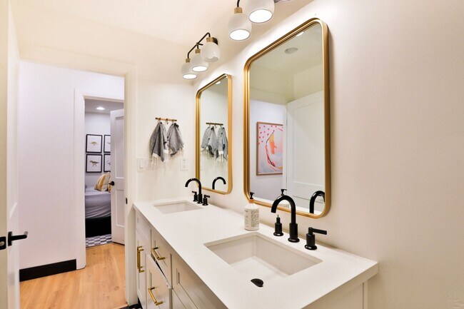 Photo - Amazing land and home for rent in perfect Gilbert location