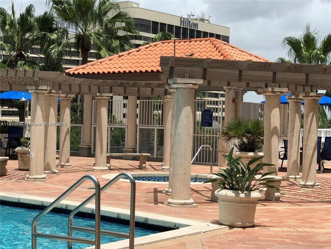 Photo - 5077 NW 7th St Unidad 1507