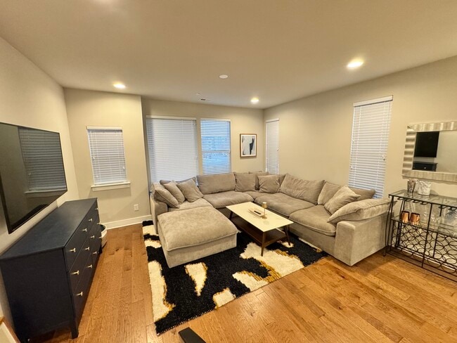 Photo - 4101 Bryant Terraces Dr