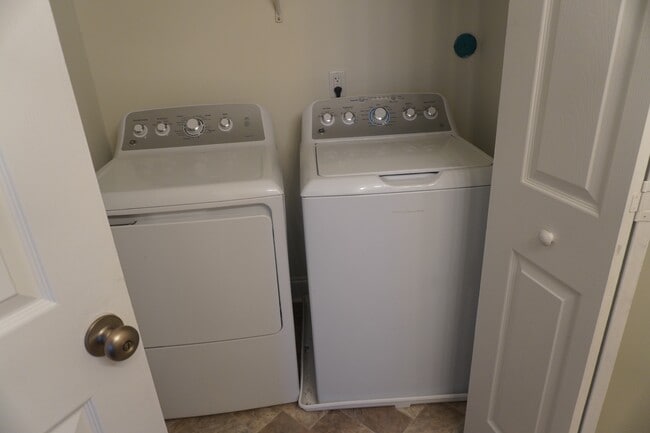 Photo - 306 N 30th St