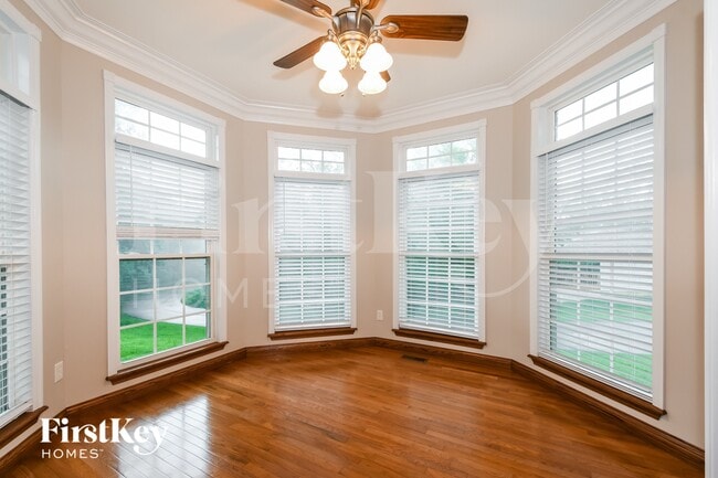 Photo - 32040 Fairway Dr N