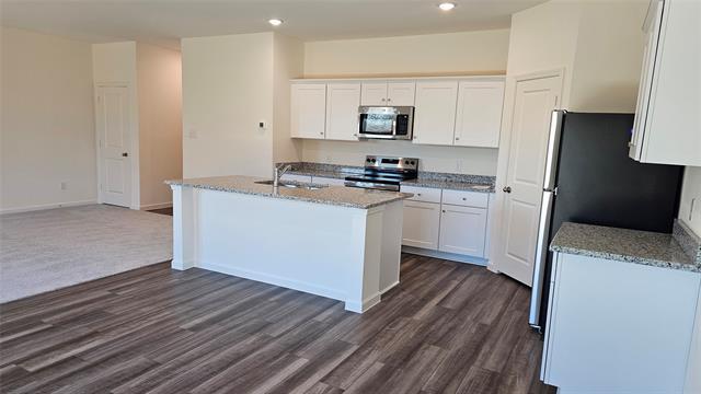 Photo - 2102 Prairie Ln