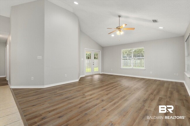 Photo - 21570 Palmer Ct