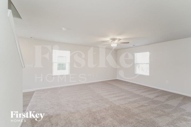 Photo - 8421 Deerwood Rd