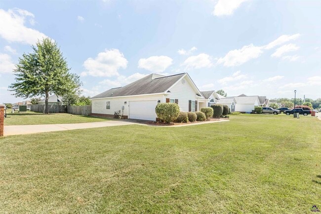 Photo - 100 Apple Ct