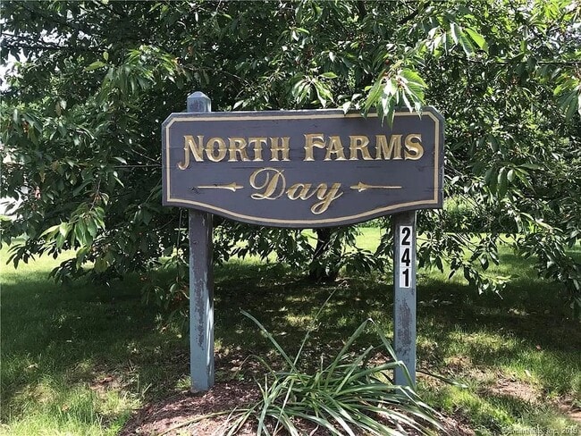 Photo - 241 Branford Rd