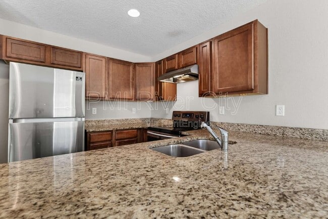 Photo - 7608 Rain Forest Dr N