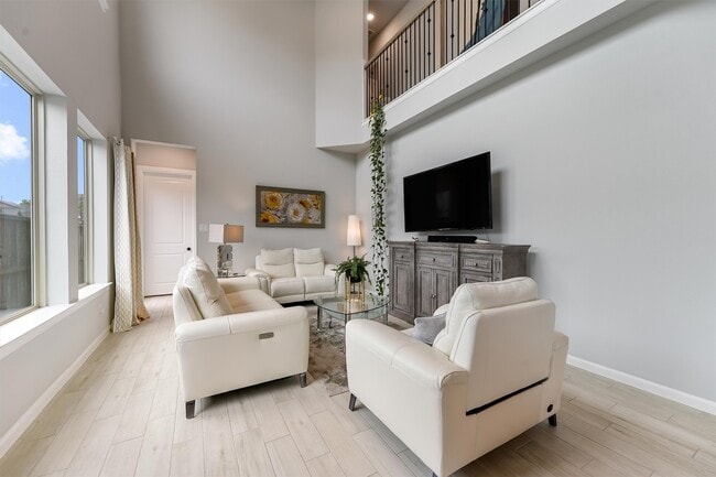 Photo - 1550 Park Path Dr