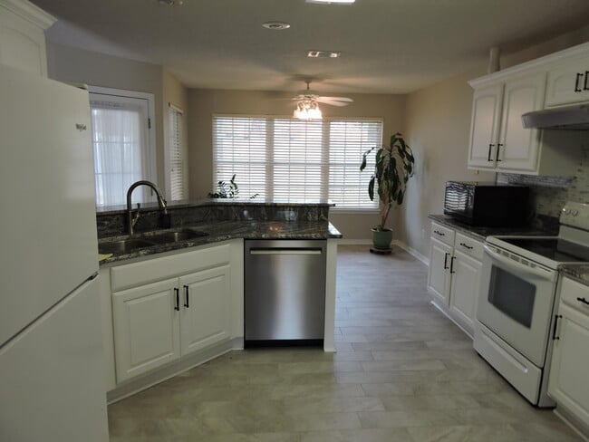 Photo - 5831 Buckskin Ct