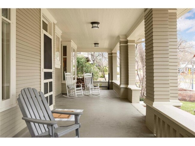 Photo - 1776 Knox Ave S