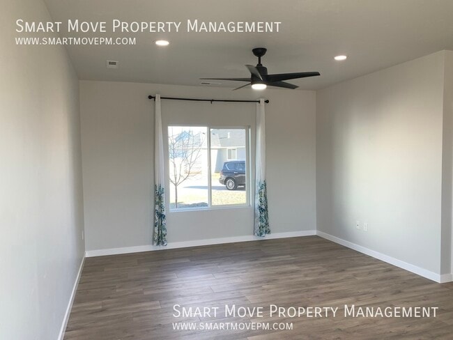 Photo - 3553 W Newland St